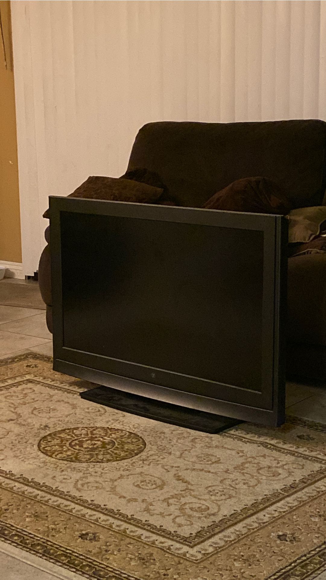 Old 55inch tv fully functional