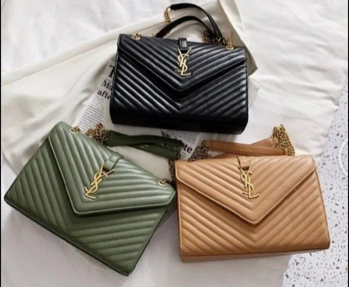 FIRM IN MERCED‼️🔥NEW MEDIUM BEAUTIFUL SHOULDER PURSES