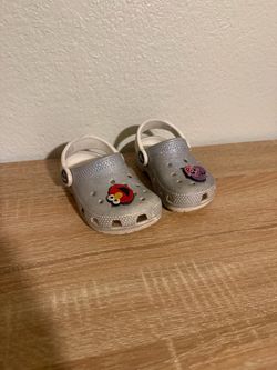 Toddler crocs