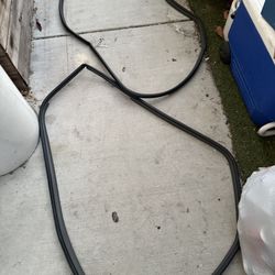 2010 - 2015 Prius Driver Side And Passenger Side Rubber Seal Weather Strip Door Frame Seal