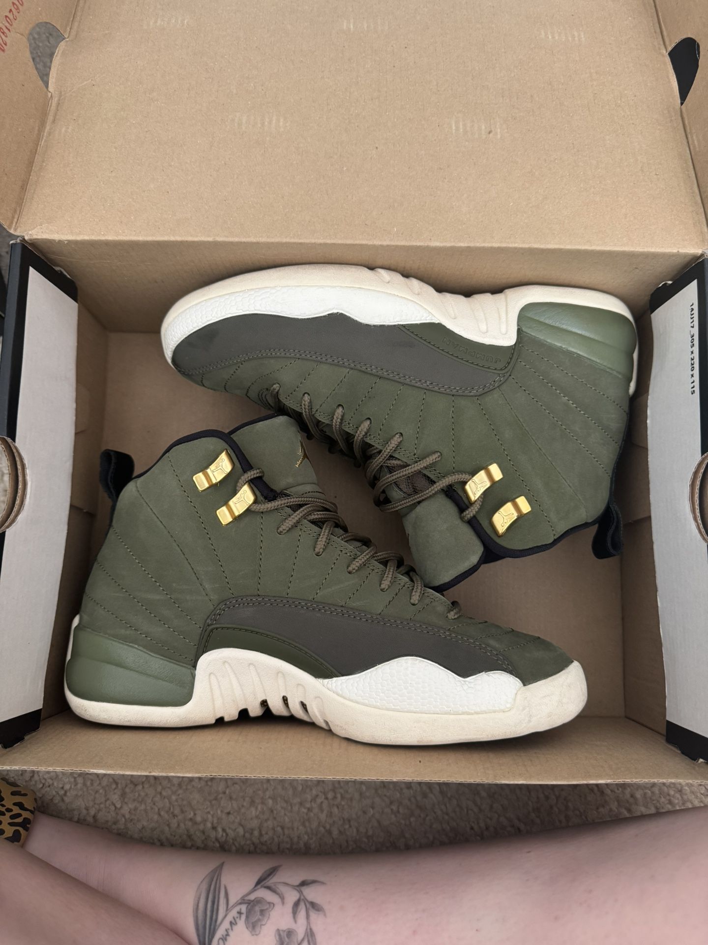 Jordan 12 Retro Olive Canvas
