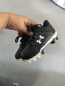 Boy Cleats