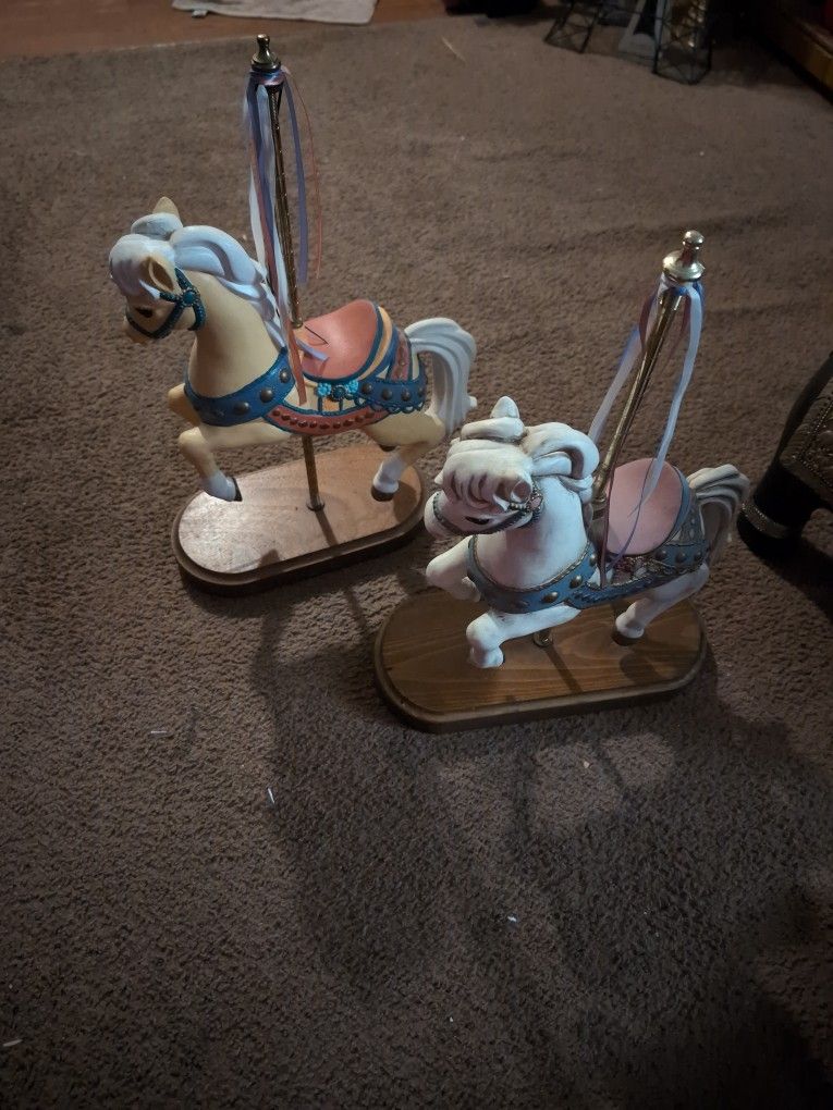 2 Vintage Horses No Shipping Augusta Pickup Only