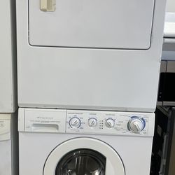 Lavadora - Secadora /Washer n Dryer Front Loader Set 27 W - 25D -70H