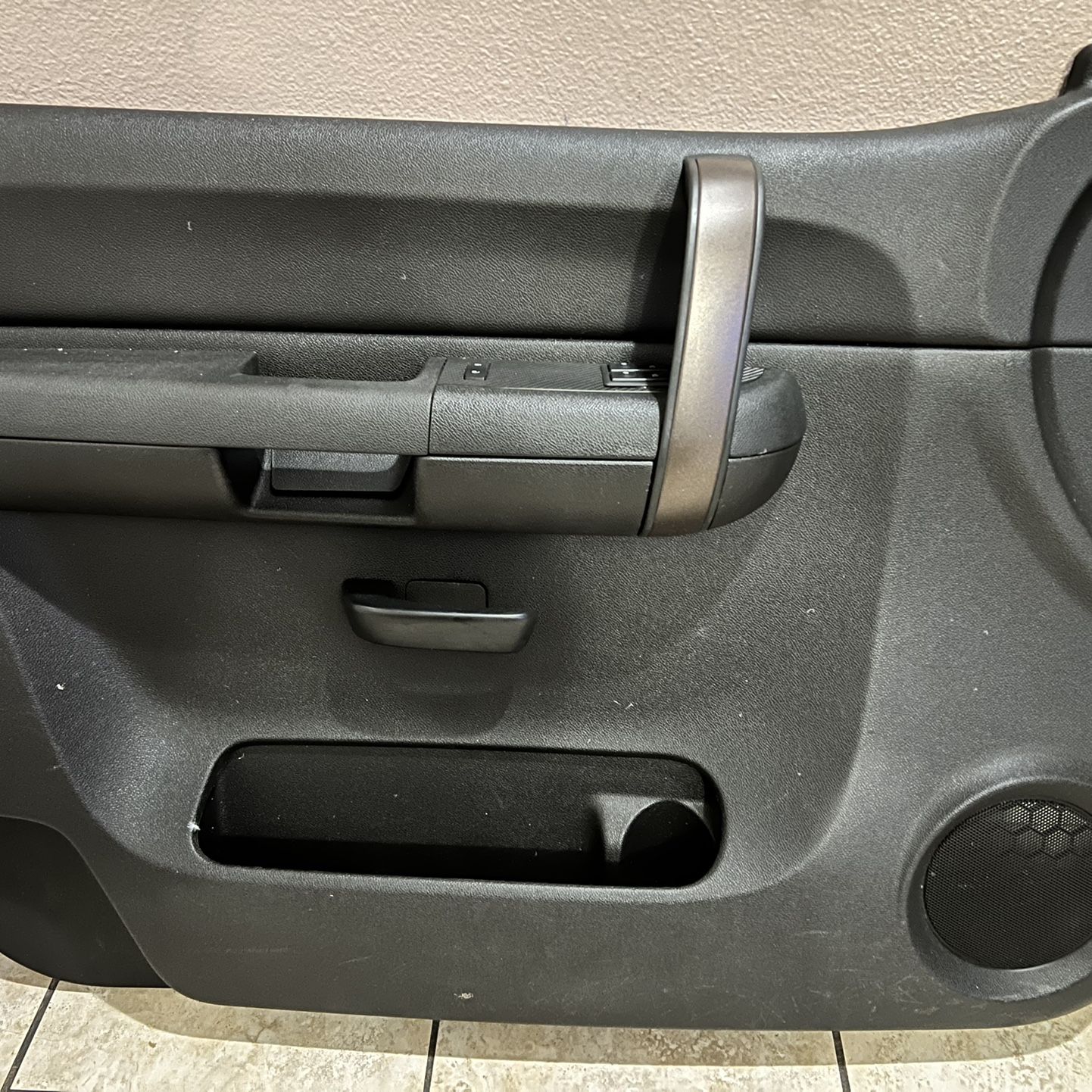 2013 chevy silverado 2024 door panel replacement