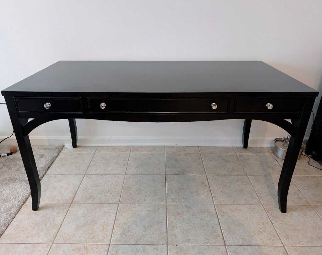 $200 Black Desk