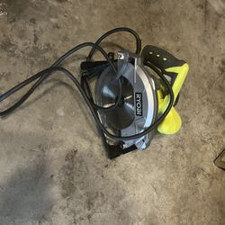 Ryobi Saw