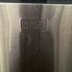 Black And Decker Garbage Can