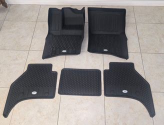 2021 Land Rover Defender 110 OEM All Weather Floor Mats. (5 Piece)