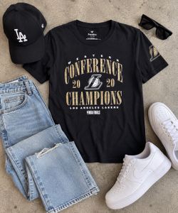 LA Lakers 2020 Champions Fanatics Shirt Small $15