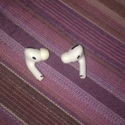 Right And Left AirPod Pro Earbud Read Desc 
