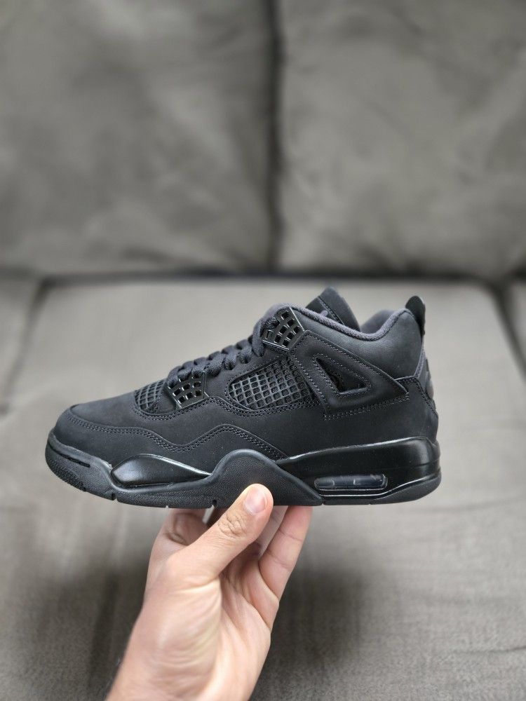 Jordan 4 Black Cat (2025)