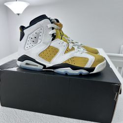 Air Jordan Retro 6 Size 4Y