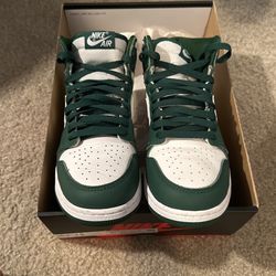 Retro Jordan 1 Size 6.5y 
