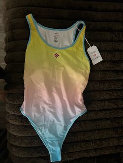 Casa Blanca & lulu lemon