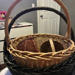 Lunch Baskets 