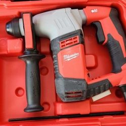 5.5 Amp 5/8 in. Corded SDS-plus Concrete/Masonry Rotary Hammer Drill Kit with Case