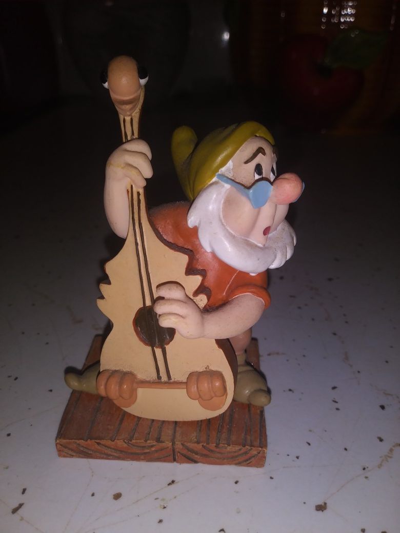 Snow White Disney figurine - Doc