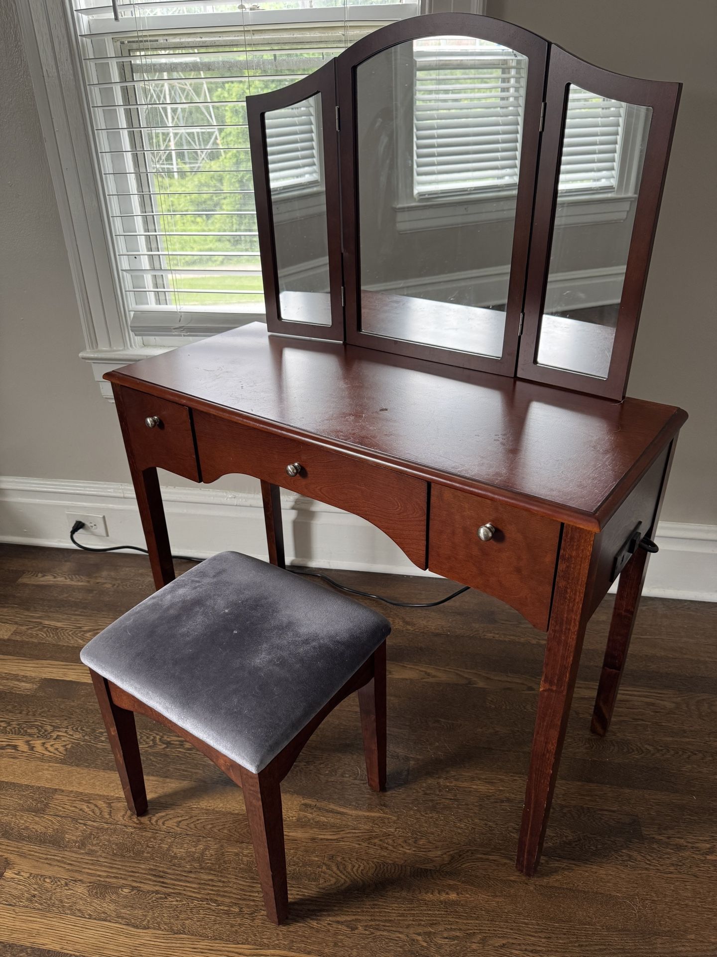 Elegant Cherry Wood Vanity with Mirror & Stool