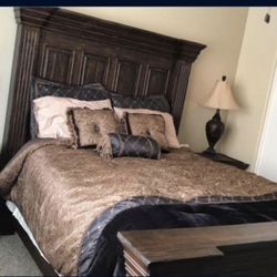 High-Quality Isabella Bedroom Set – Queen Bed + Dressers + Nightstands + Lamps