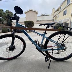 2021 GT Laguna Pro mountain Bike (Size SM, Wife’s Bike)