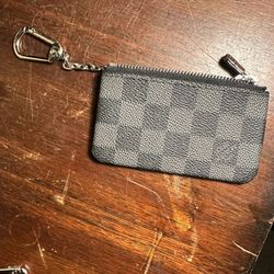 Louis Vuttion Card Wallet