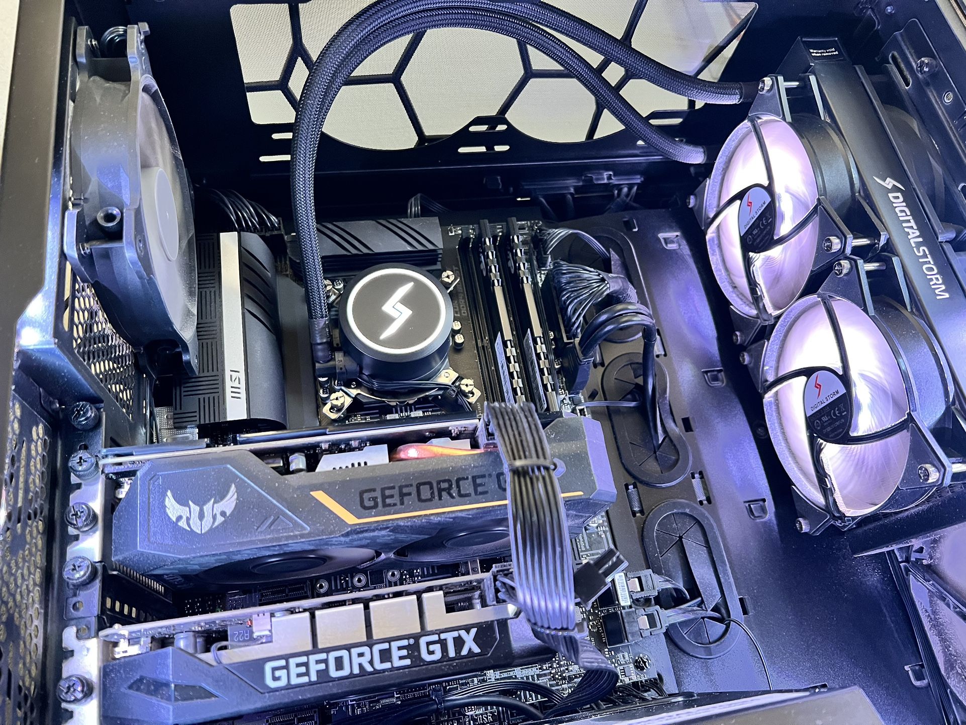 GAMING PC DIGITAL STORM LUMOS ️Intel i9 Computer for Sale in Corona, CA OfferUp