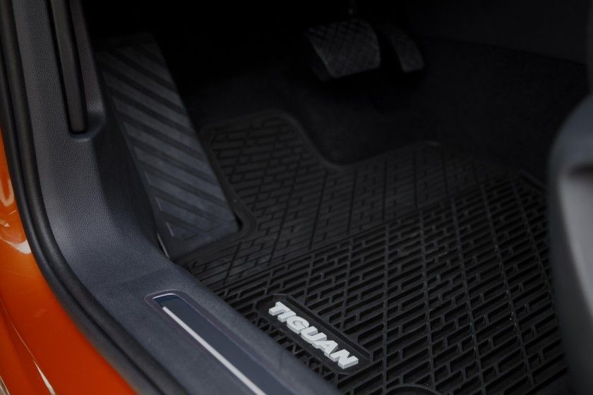 VW Tiguan Floor Mats