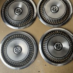 VW Hubcaps 