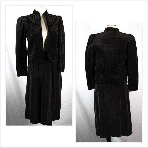 Vintage 1960s 1970s Black Brown Hued Velveteen Skirt Suit Set
RT2 Womens Union Made
