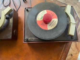 RCA  victor  record player
