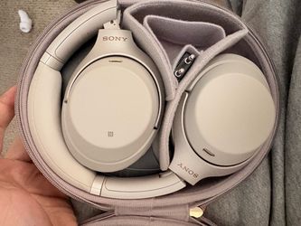 Sony noise canceling headphones