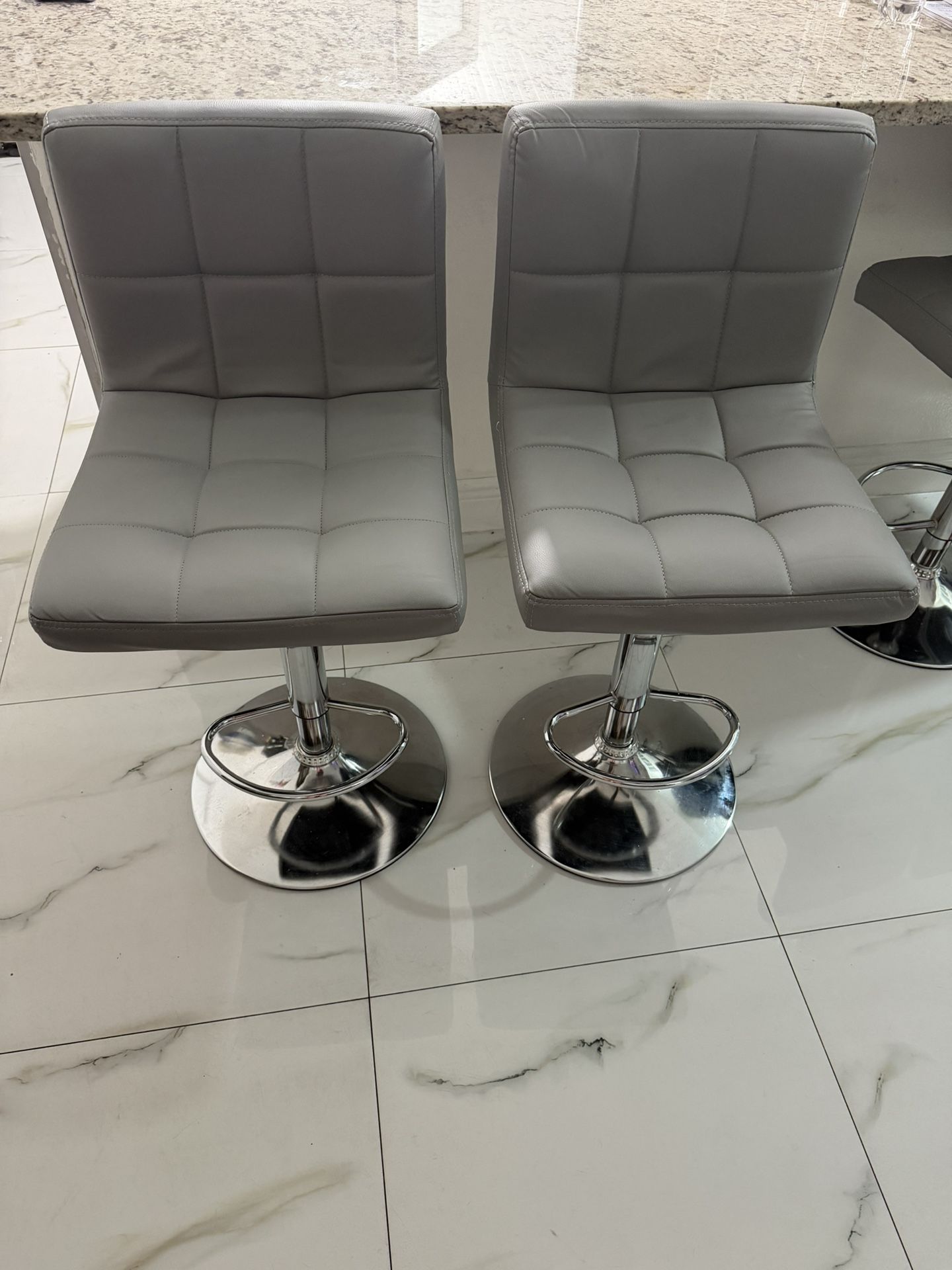 Set Of 4 Bar Stools