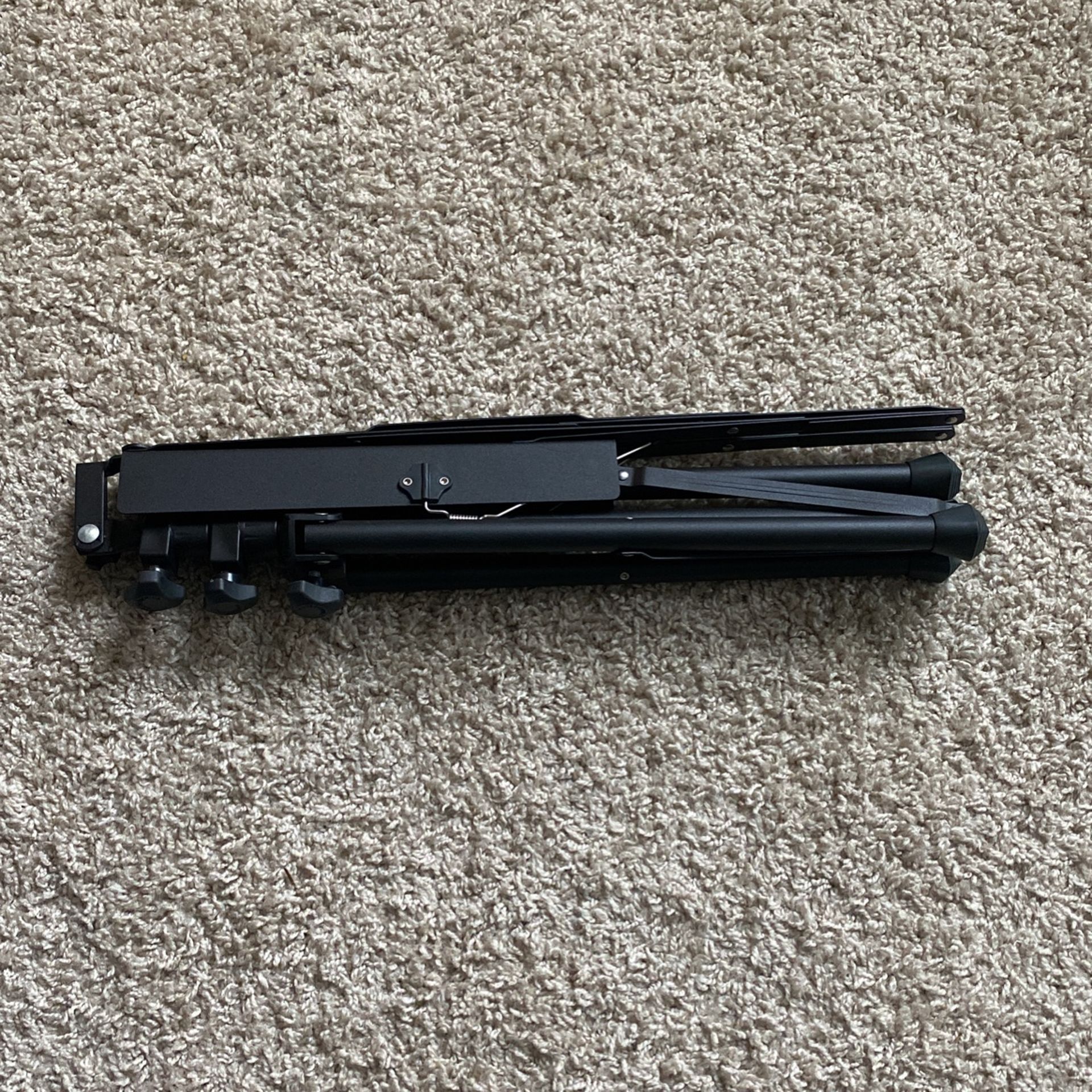 Foldable Music Stand