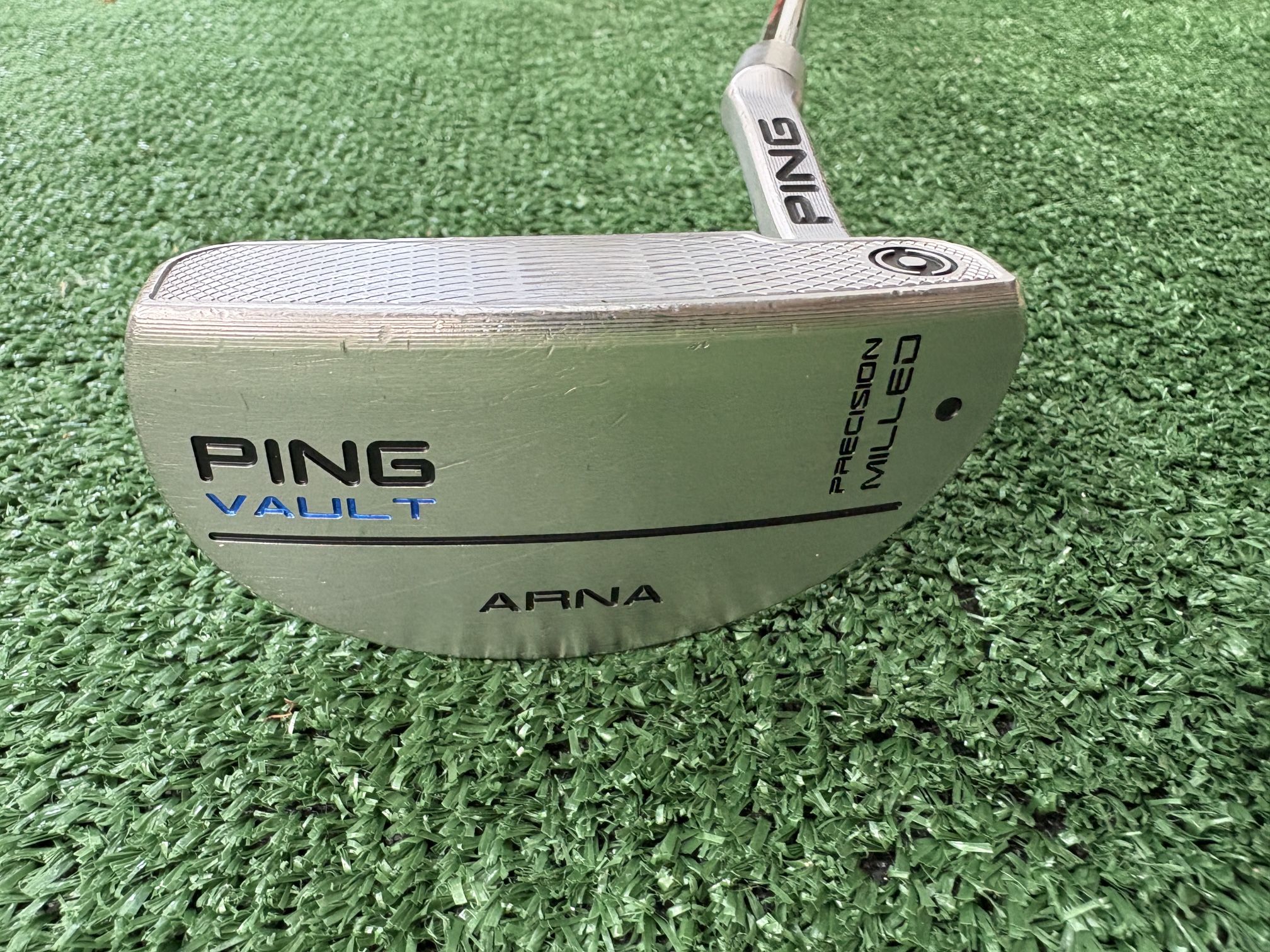 Ping Vault Arna Mid-Mallet Putter