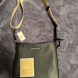 Michael Kors Jet Set Travel Small Crossbody Handbag