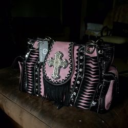 Pink And Black Vera Handbag 
