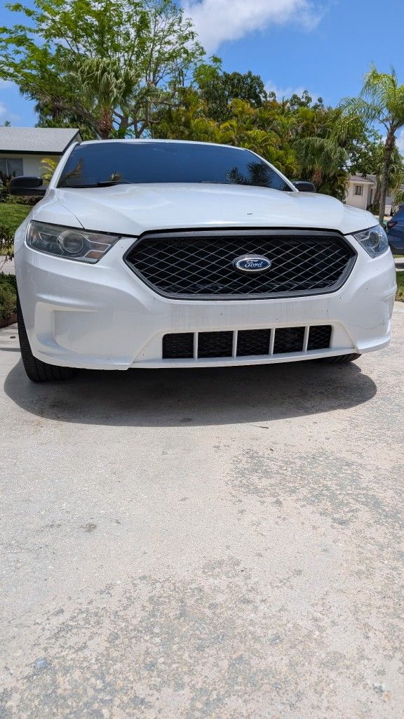 2015 Ford Taurus