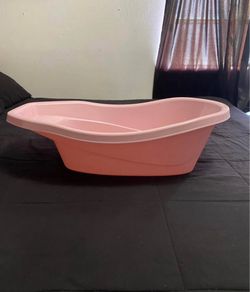 Baby bath tub