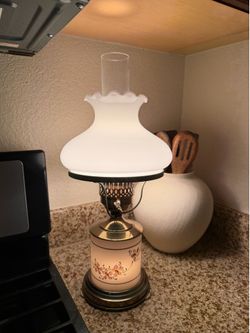 Milk hurricane lamp