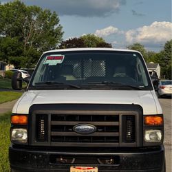 2012 Ford Econoline 