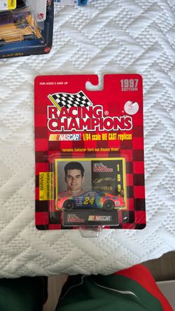 VTG 1997 Racing Champions NASCAR #24 Jeff Gordon Diecast Race Car 1:64 Scale