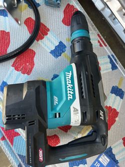 40V Max XGT Brushless Cordless 1-9/16 in. AVT Rotary Hammer , AFT, AWS Capable (tool only)