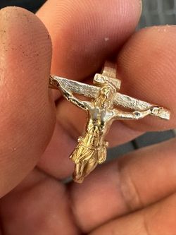 ✝️ 14K Gold Jesus Crucifix Ring – Size 8 – 5.9g 💛