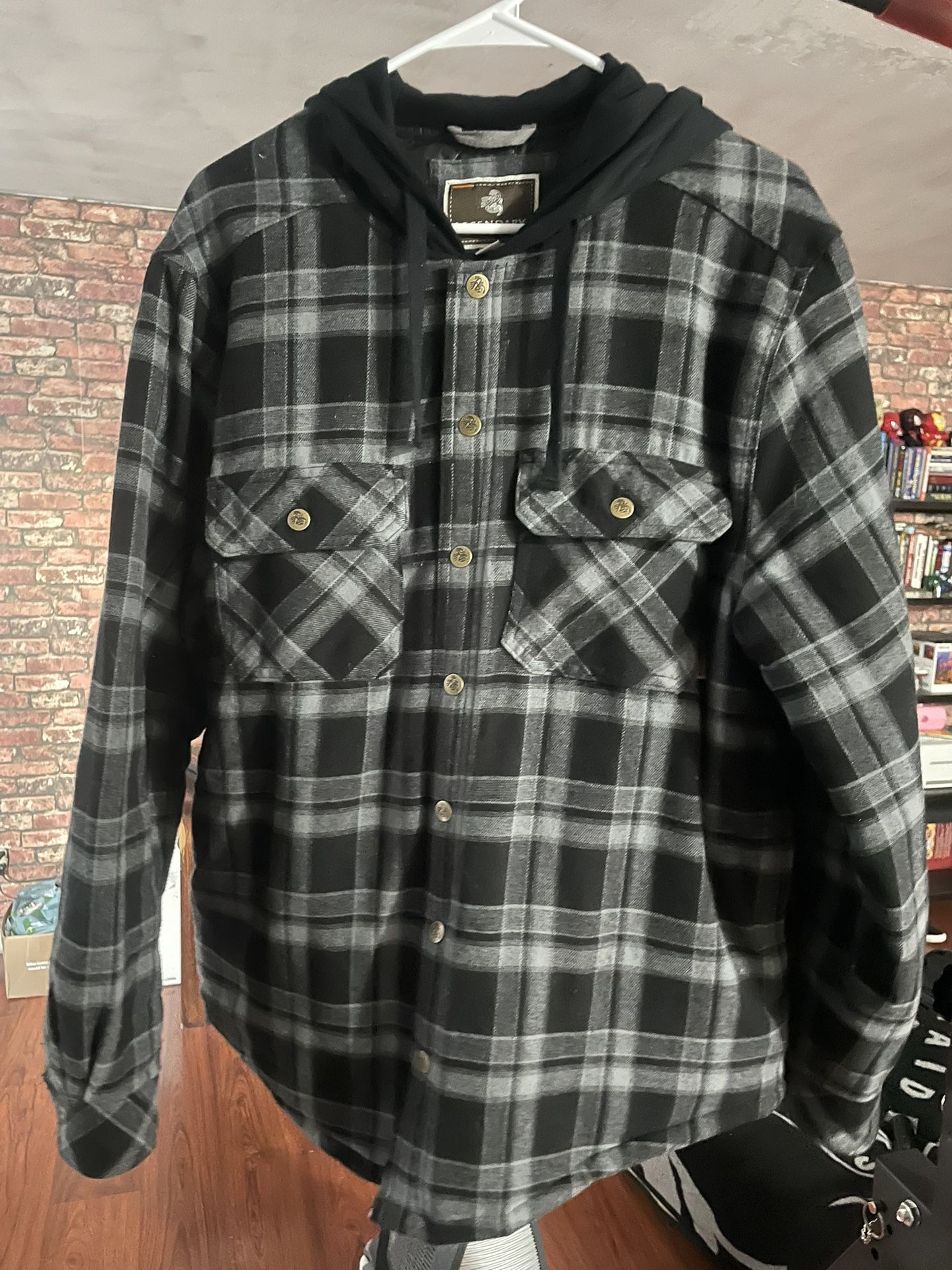 Legendary Outfitters Men’s Shirt Jacket with Hood {New}