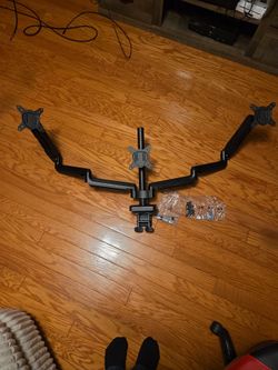 Triple Monitor Stand, Never Used