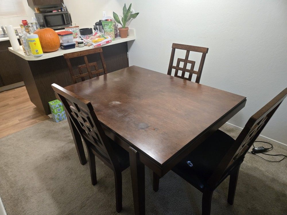 Table With Chairs