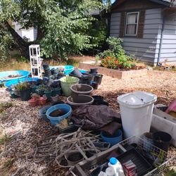 Garden Supplies, Pots, Planters