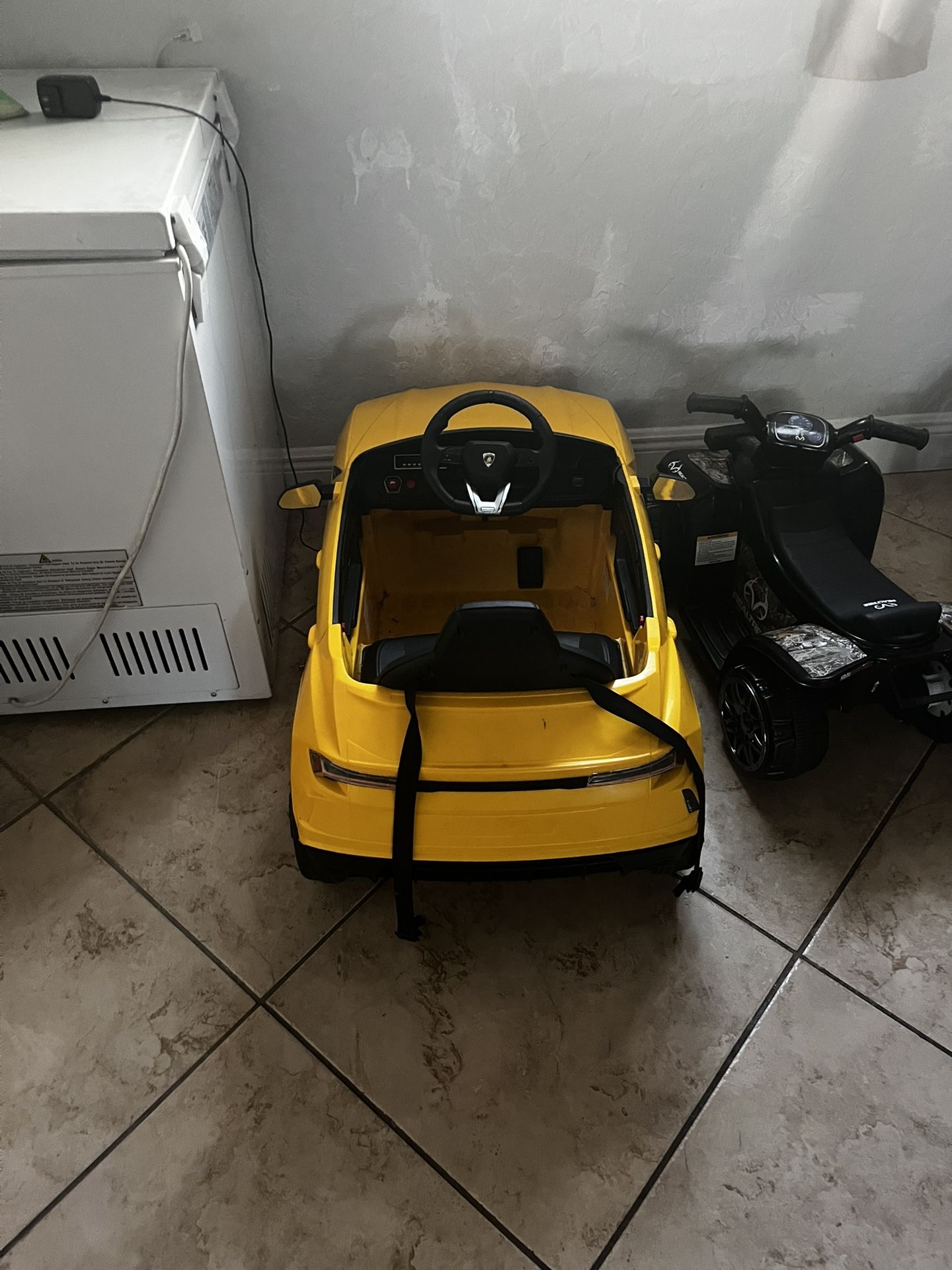 Lambo Kid Car