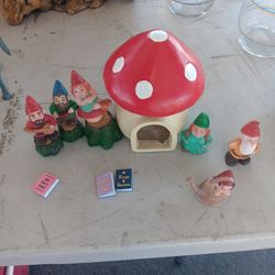 MINIATURE GNOME Figures Fairy Garden 